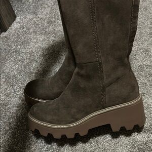 Dolce Vita Brown Heeled Boots with Chunky Platform